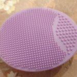 Силиконовая щетка для чистки лица