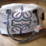 Moderna sieviešu soma ar akmentiņiem